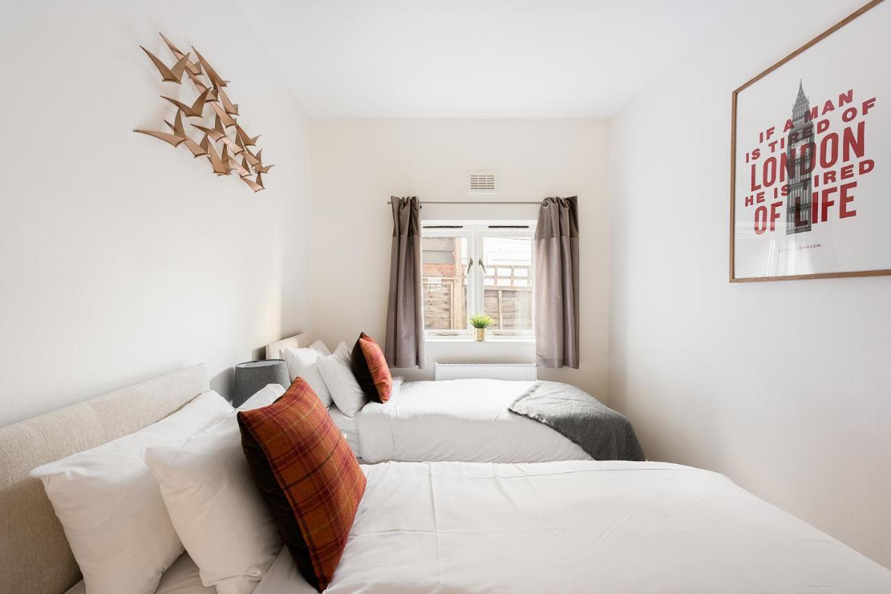 Heart Of Ealing Apartment With Garden Londres Exterior foto